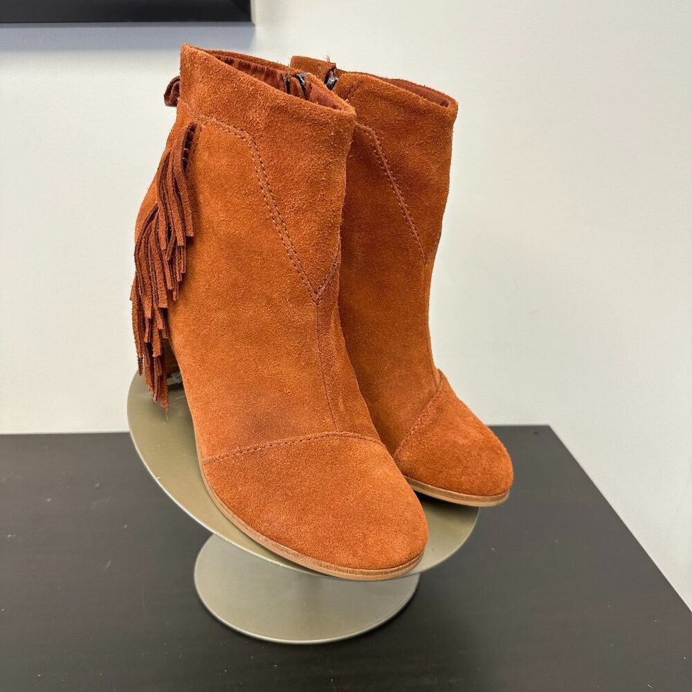 Toms Lunata Suede Fringe Ankle Boot (Cognac, 8.5)